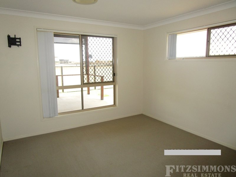 Photo - 61 Diggers Drive, Dalby QLD 4405 - Image 12