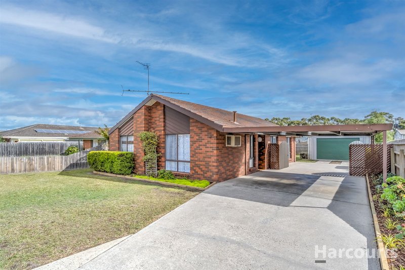 Photo - 61 Dinwoodie Drive, Newborough VIC 3825 - Image 2