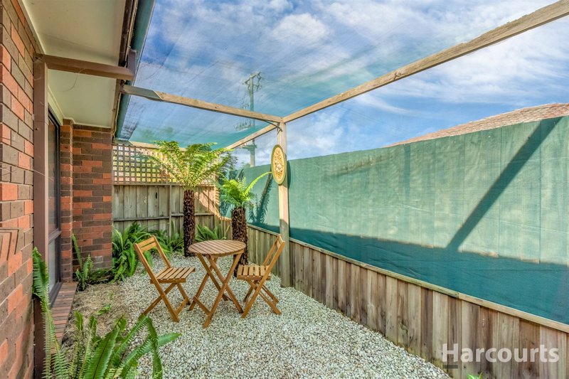 Photo - 61 Dinwoodie Drive, Newborough VIC 3825 - Image 10