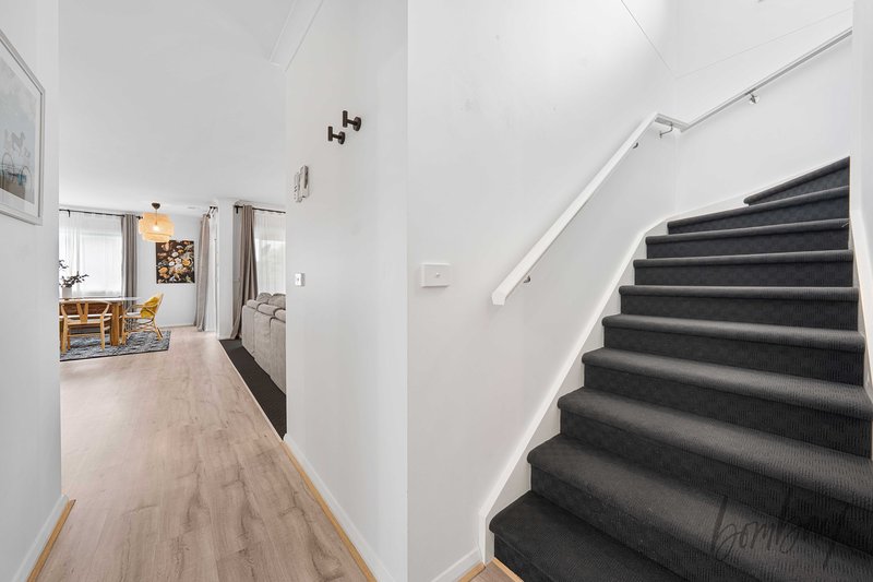 Photo - 61 Docker Circuit, Mickleham VIC 3064 - Image 10