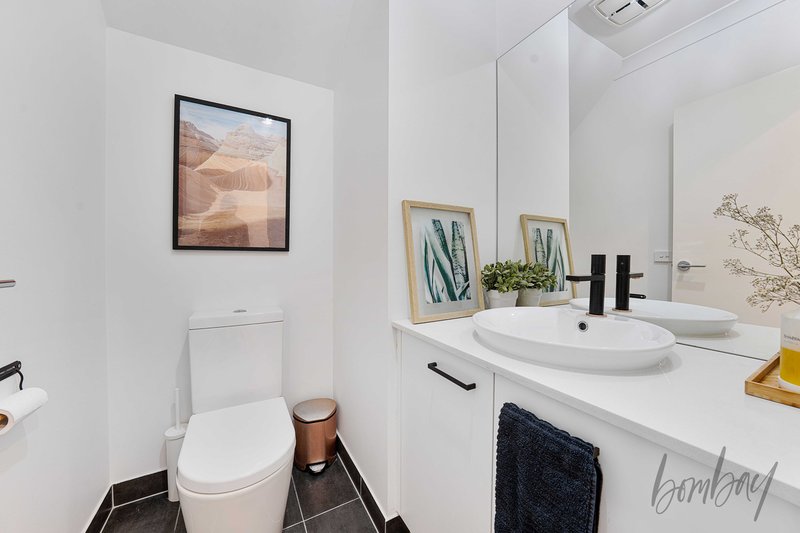 Photo - 61 Docker Circuit, Mickleham VIC 3064 - Image 17