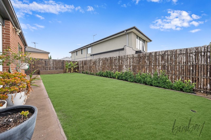 Photo - 61 Docker Circuit, Mickleham VIC 3064 - Image 23