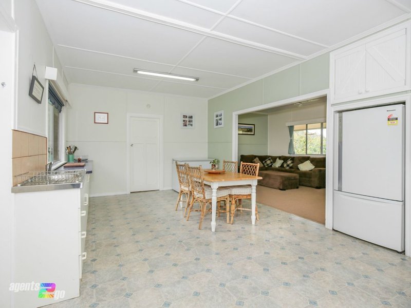 Photo - 61 Domans Road, Kanigan QLD 4570 - Image 11