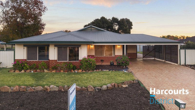 Photo - 61 Dongara Circle, Jane Brook WA 6056 - Image 3