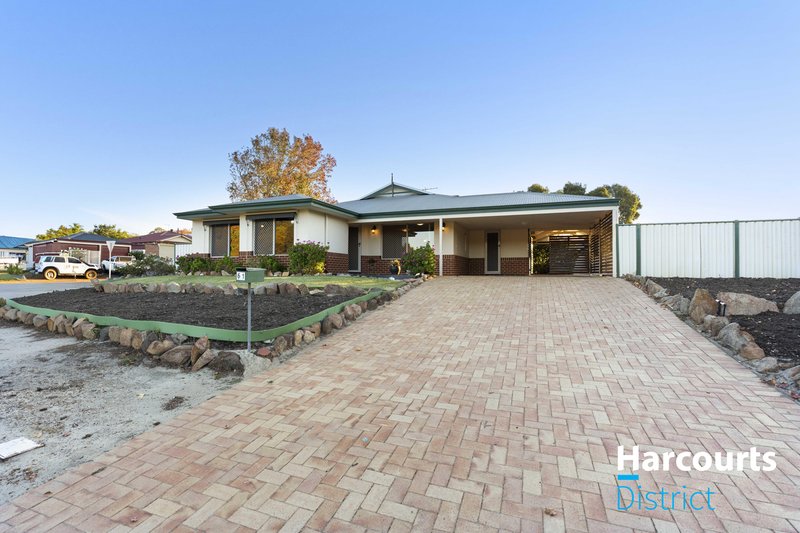 Photo - 61 Dongara Circle, Jane Brook WA 6056 - Image 4