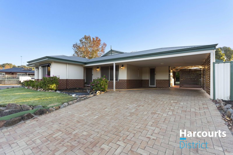 Photo - 61 Dongara Circle, Jane Brook WA 6056 - Image 5