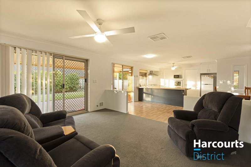 Photo - 61 Dongara Circle, Jane Brook WA 6056 - Image 8