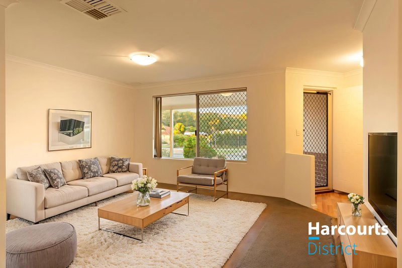 Photo - 61 Dongara Circle, Jane Brook WA 6056 - Image 16