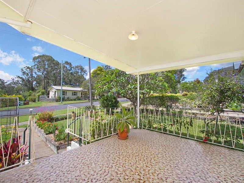 Photo - 61 Eaglesfield Street, Beaudesert QLD 4285 - Image 7