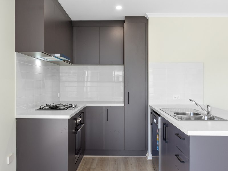 Photo - 61 Edgecombe Road, Davoren Park SA 5113 - Image 5