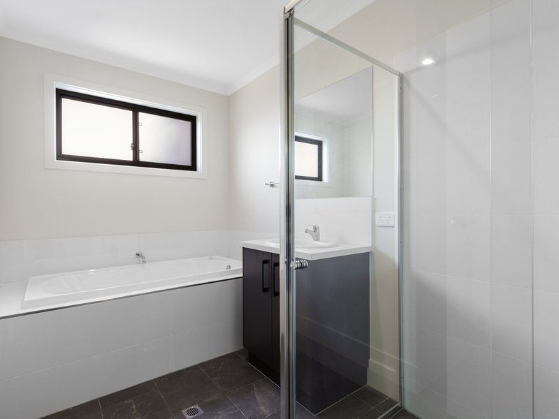 Photo - 61 Edgecombe Road, Davoren Park SA 5113 - Image 10