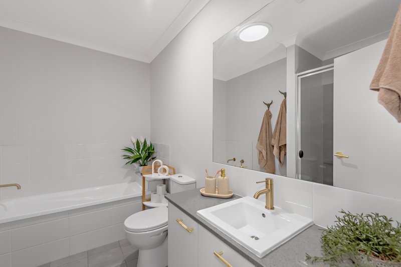 Photo - 6/1 Electra Street, Coomera QLD 4209 - Image 7