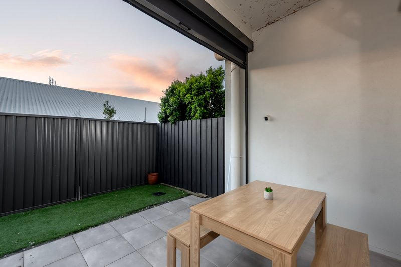 Photo - 6/1 Electra Street, Coomera QLD 4209 - Image 11