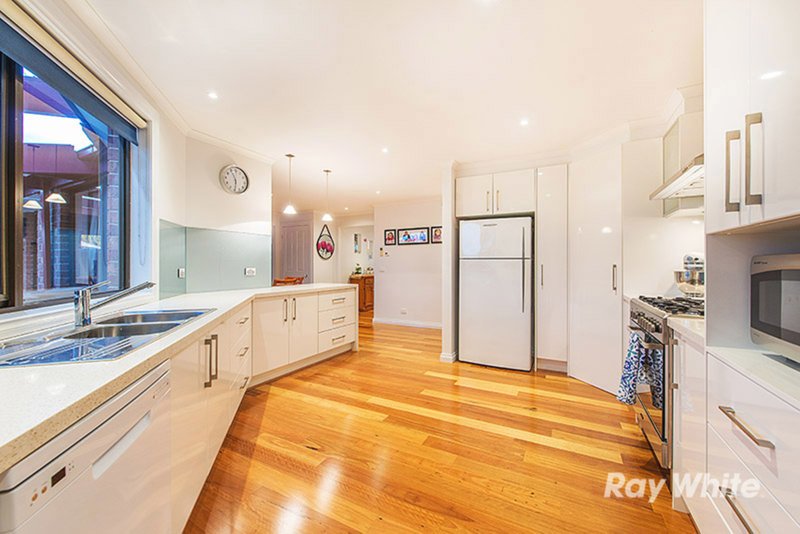 Photo - 61 Elizabeth Street, Cranbourne North VIC 3977 - Image 5