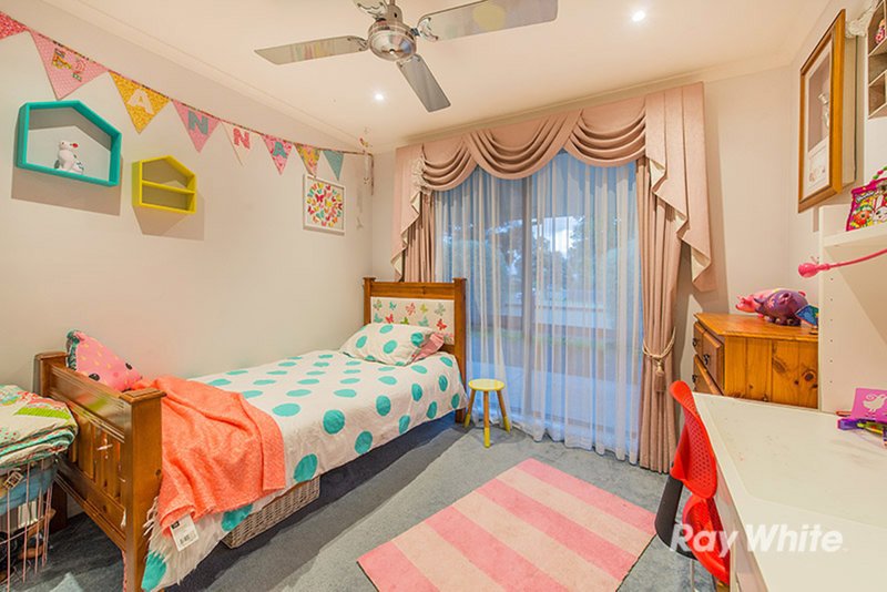 Photo - 61 Elizabeth Street, Cranbourne North VIC 3977 - Image 13