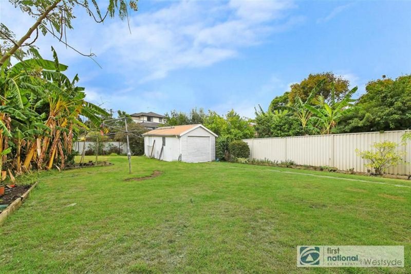 Photo - 61 Emert Street, Wentworthville NSW 2145 - Image 8