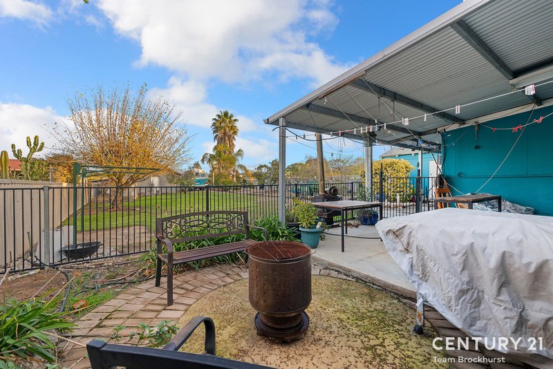 Photo - 61 Falcon Street, Narrogin WA 6312 - Image 4