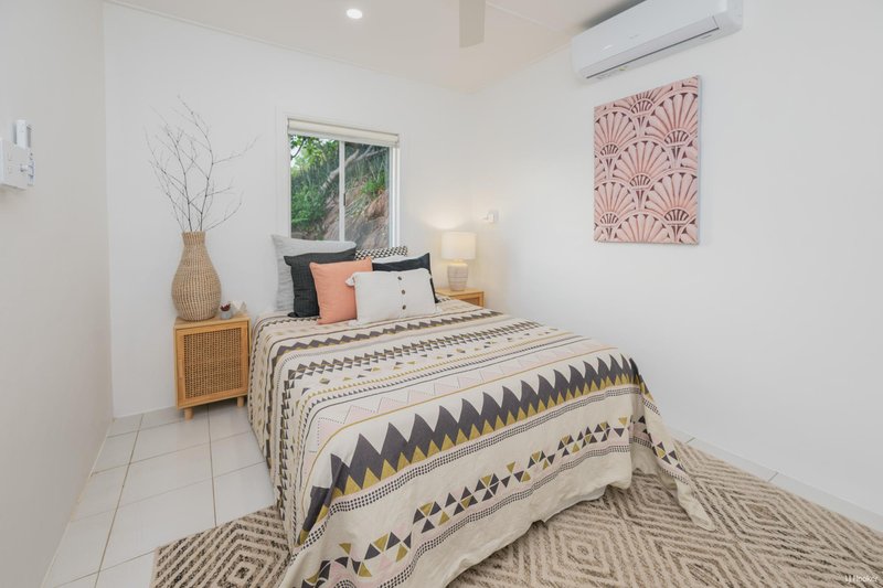 Photo - 61 Francis Street, West End QLD 4810 - Image 15