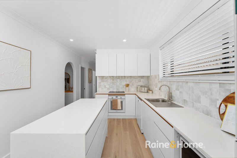 Photo - 61 Gallipoli Avenue, Umina Beach NSW 2257 - Image 3