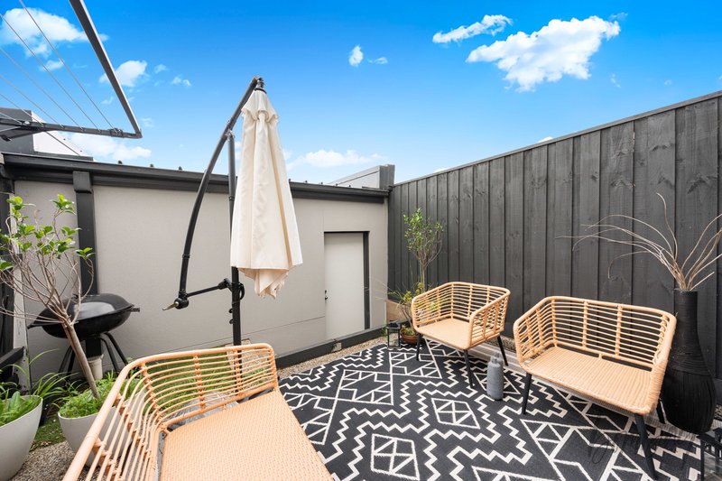 Photo - 61 Garrong Avenue, Wollert VIC 3750 - Image 12