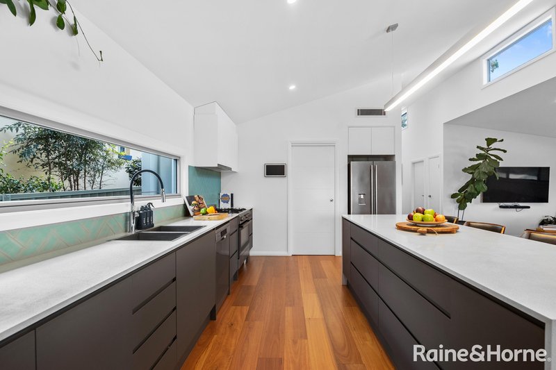 Photo - 61 Garside Road, Mollymook Beach NSW 2539 - Image 10