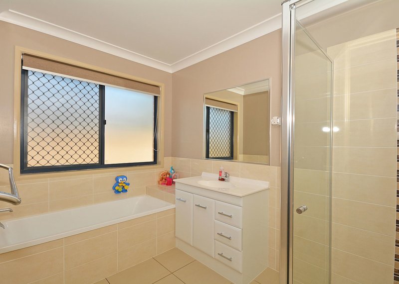 Photo - 61 Gilston Road, Wondunna QLD 4655 - Image 17