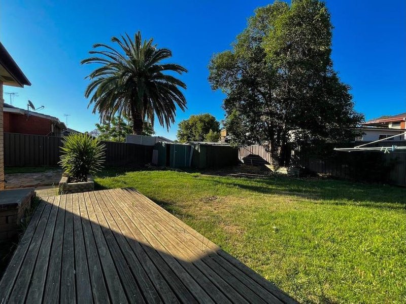 Photo - 61 Guise Road, Bradbury NSW 2560 - Image 9