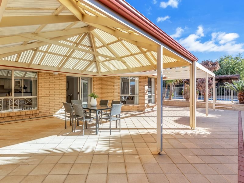 Photo - 61 Hampden Way, Strathalbyn SA 5255 - Image 4