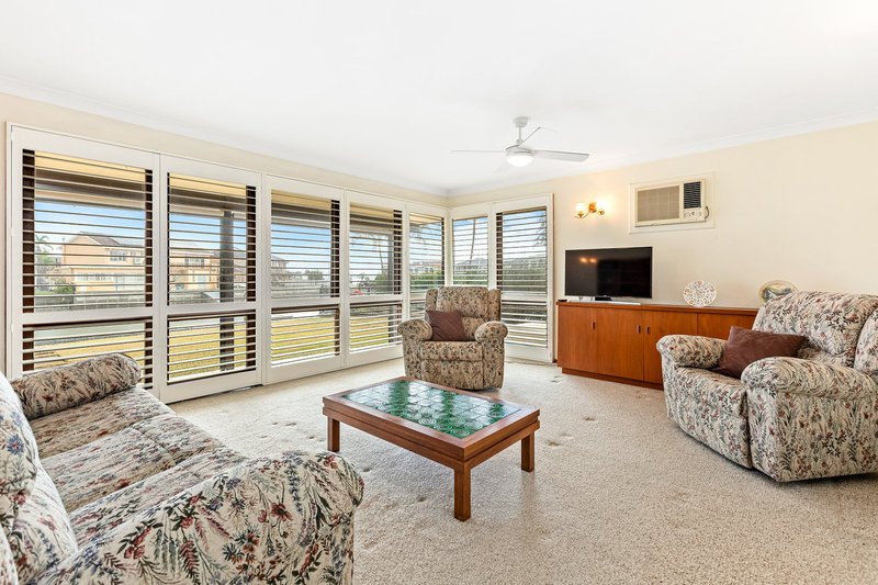 Photo - 61 Hawkesbury Esplanade, Sylvania Waters NSW 2224 - Image 6