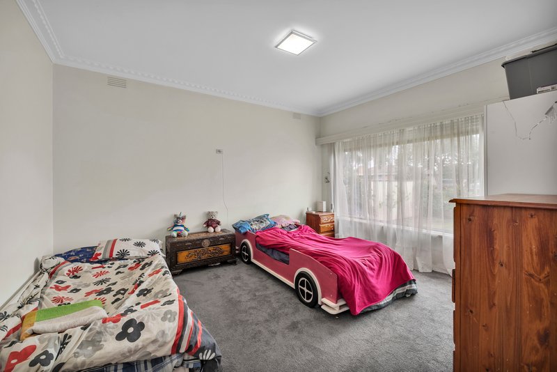 Photo - 61 Henry Street, Koo Wee Rup VIC 3981 - Image 8