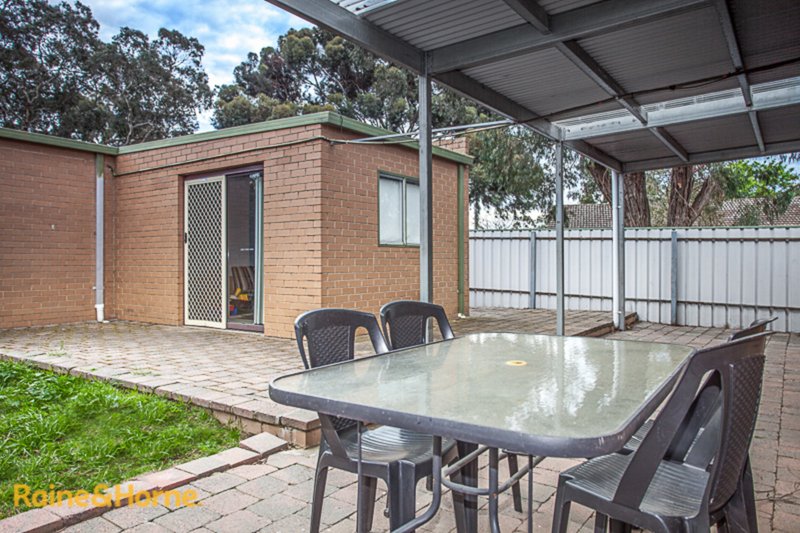 Photo - 61 Higgins Avenue, Sunbury VIC 3429 - Image 14