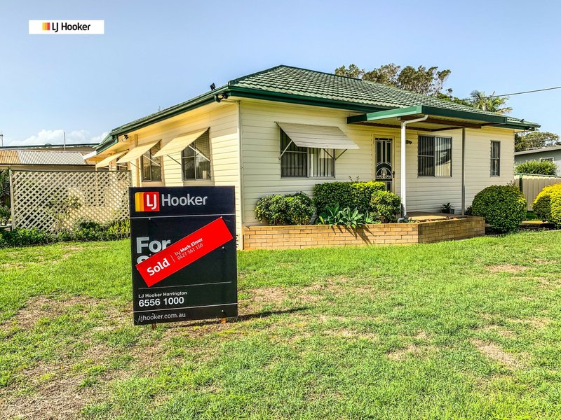 61 High Street, Harrington NSW 2427