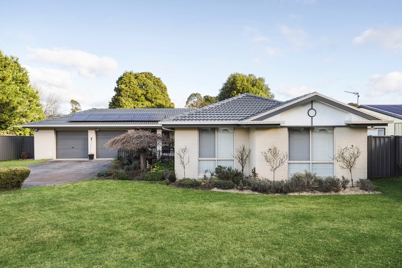 61 High Street, Robertson NSW 2577