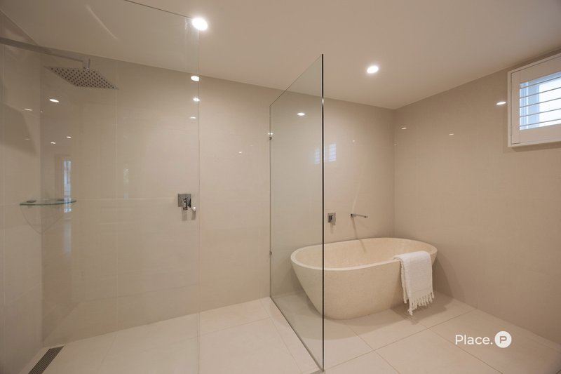 Photo - 61 Highlands Street, Wavell Heights QLD 4012 - Image 29