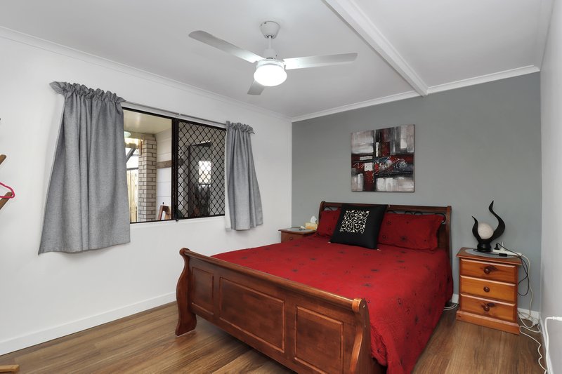 Photo - 61 Hillcrest Avenue, Scarness QLD 4655 - Image 10