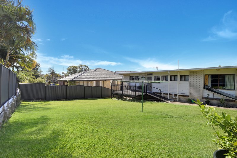 Photo - 61 Hillcrest Avenue, Scarness QLD 4655 - Image 14