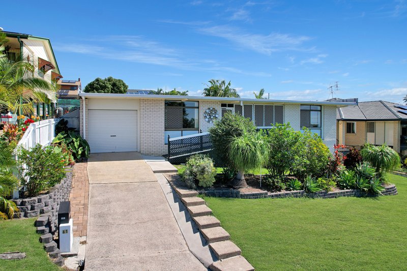 Photo - 61 Hillcrest Avenue, Scarness QLD 4655 - Image 17