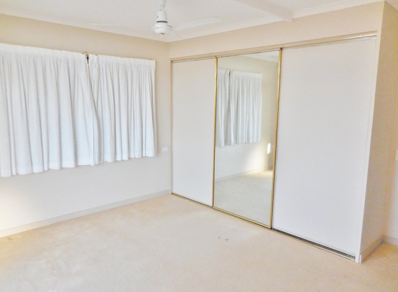 Photo - 61 Hillcrest Avenue, Scarness QLD 4655 - Image 15