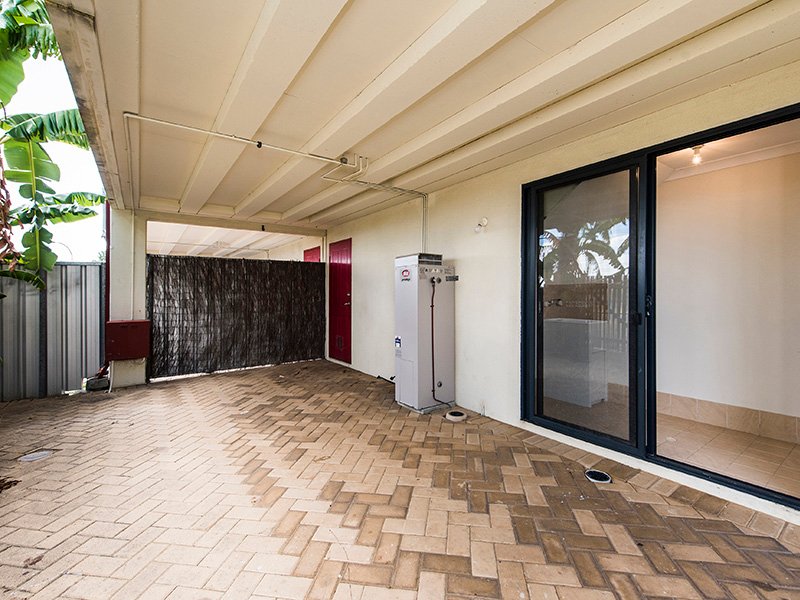 Photo - 6/1 Hogarth Street, Cannington WA 6107 - Image 5