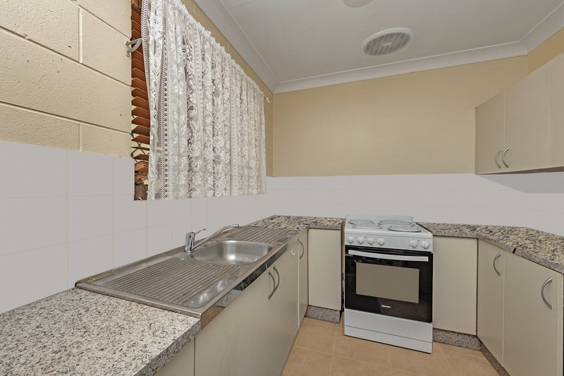 Photo - 61 Kern Brothers Drive, Thuringowa Central QLD 4817 - Image 4