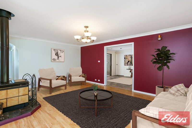 Photo - 61 Knight Avenue, Kings Langley NSW 2147 - Image 2