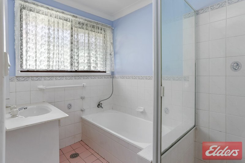 Photo - 61 Knight Avenue, Kings Langley NSW 2147 - Image 6