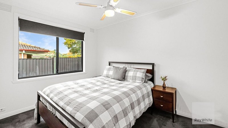 Photo - 61 Koala Crescent, Westmeadows VIC 3049 - Image 10