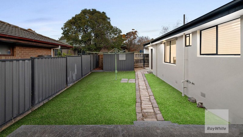 Photo - 61 Koala Crescent, Westmeadows VIC 3049 - Image 15