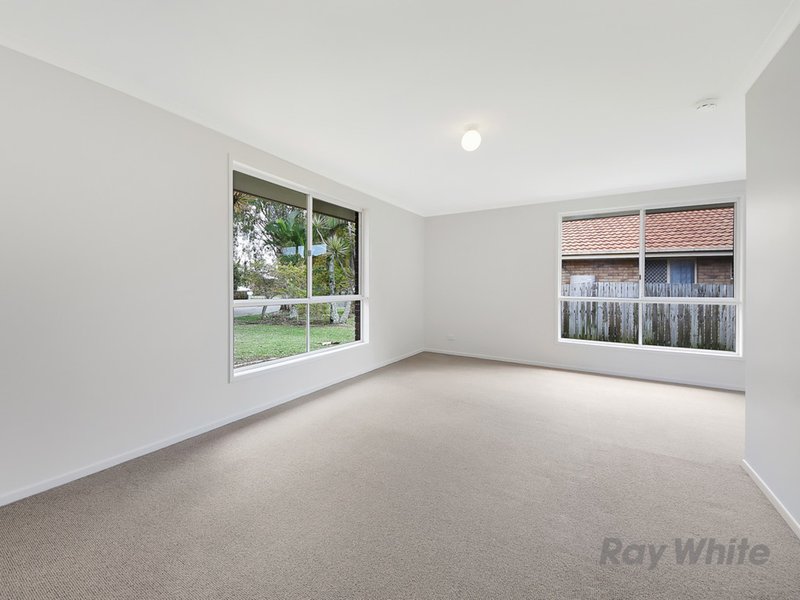 Photo - 61 Kyeema Crescent, Bald Hills QLD 4036 - Image 2