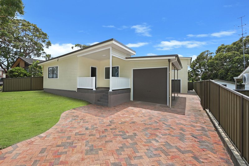 Photo - 61 Laelana Avenue, Budgewoi NSW 2262 - Image 2