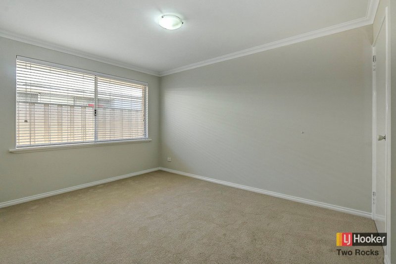 Photo - 61 Lindsay Beach Boulevard, Yanchep WA 6035 - Image 11