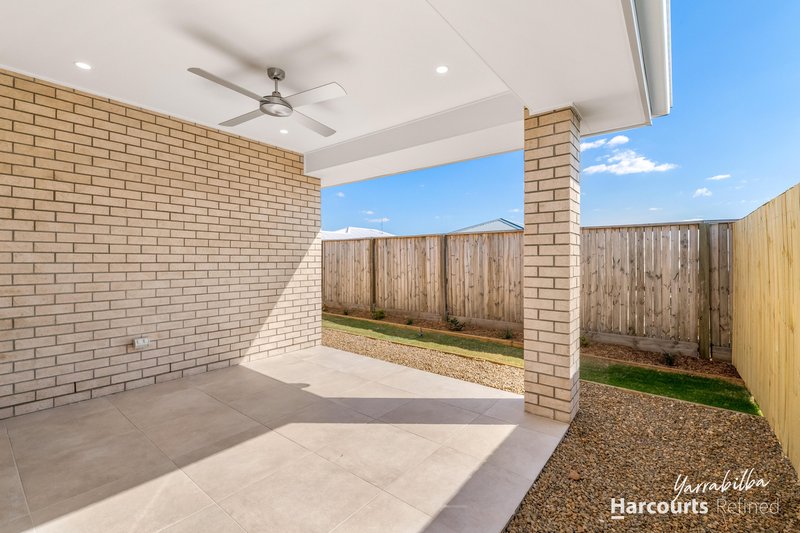 Photo - 61 Liverpool Circuit, Yarrabilba QLD 4207 - Image 9