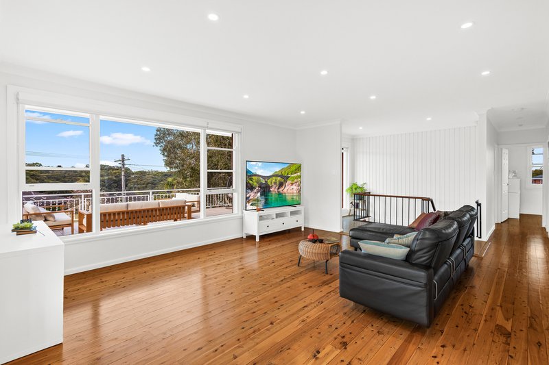 Photo - 61 Lorraine Street, Peakhurst Heights NSW 2210 - Image 4