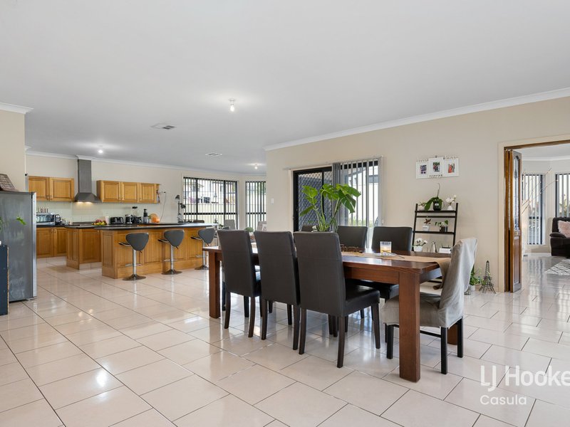 Photo - 61 Lycett Avenue, West Hoxton NSW 2171 - Image 4